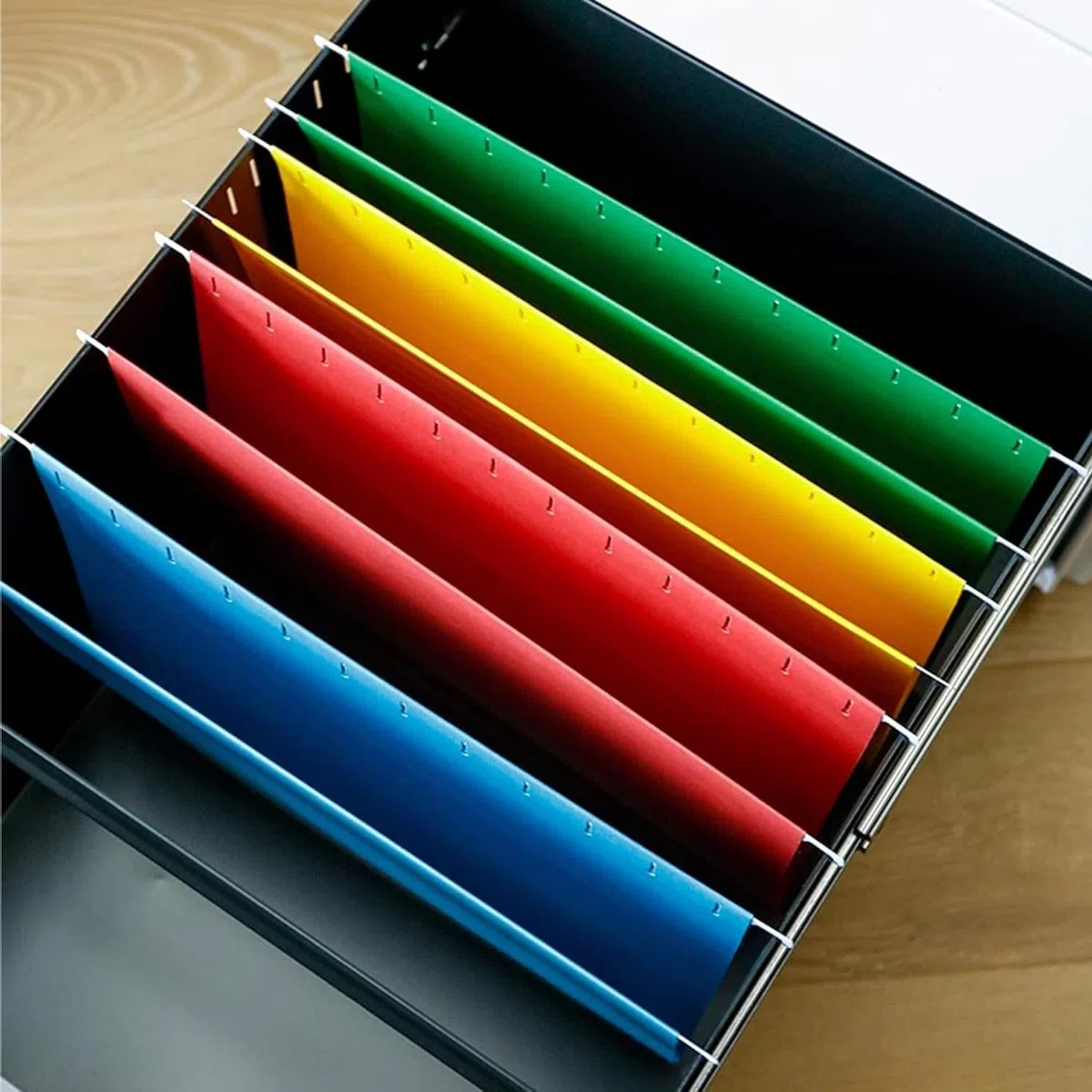 10 Pezzi Cartelle Sospese, Cartelline sospese A4, 5 Colori, con Linguette e Inserti in cartoncino, per Ufficio, Casa, Scuola, Lavoro, Organizzazione di File